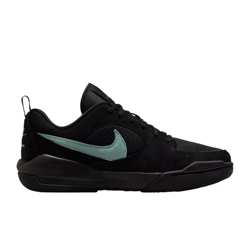 Nike Jordan CMFTEra Chaussures - Men'S Shoes Nike Jordan avis et prix